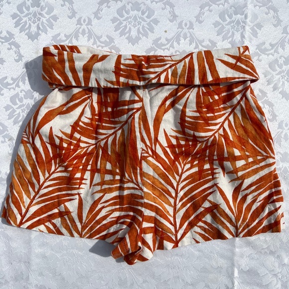 high waist Flowy shorts - Picture 2 of 3